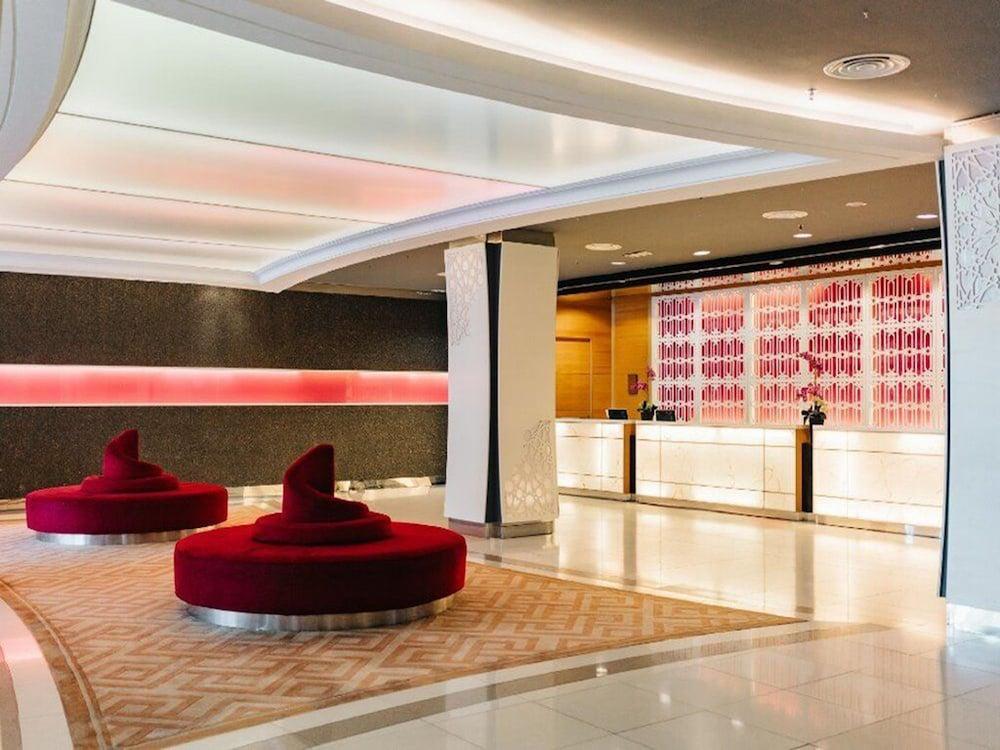 Raia Hotel Kota Kinabalu Exterior foto